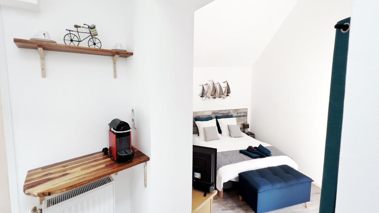 Les Vestiges Du Jour Bed & Breakfast Clohars-Fouesnant Екстериор снимка